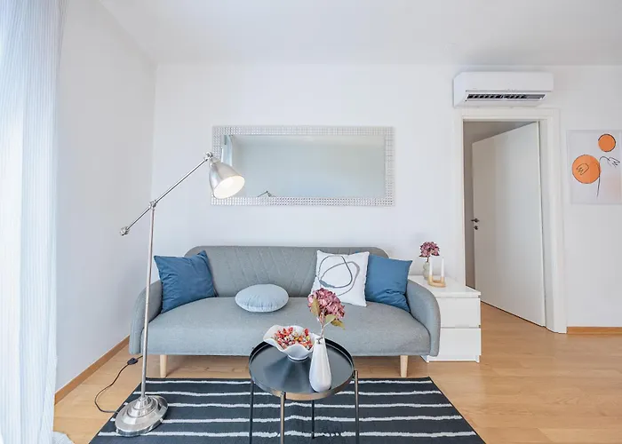 Golden Tulip Apartment