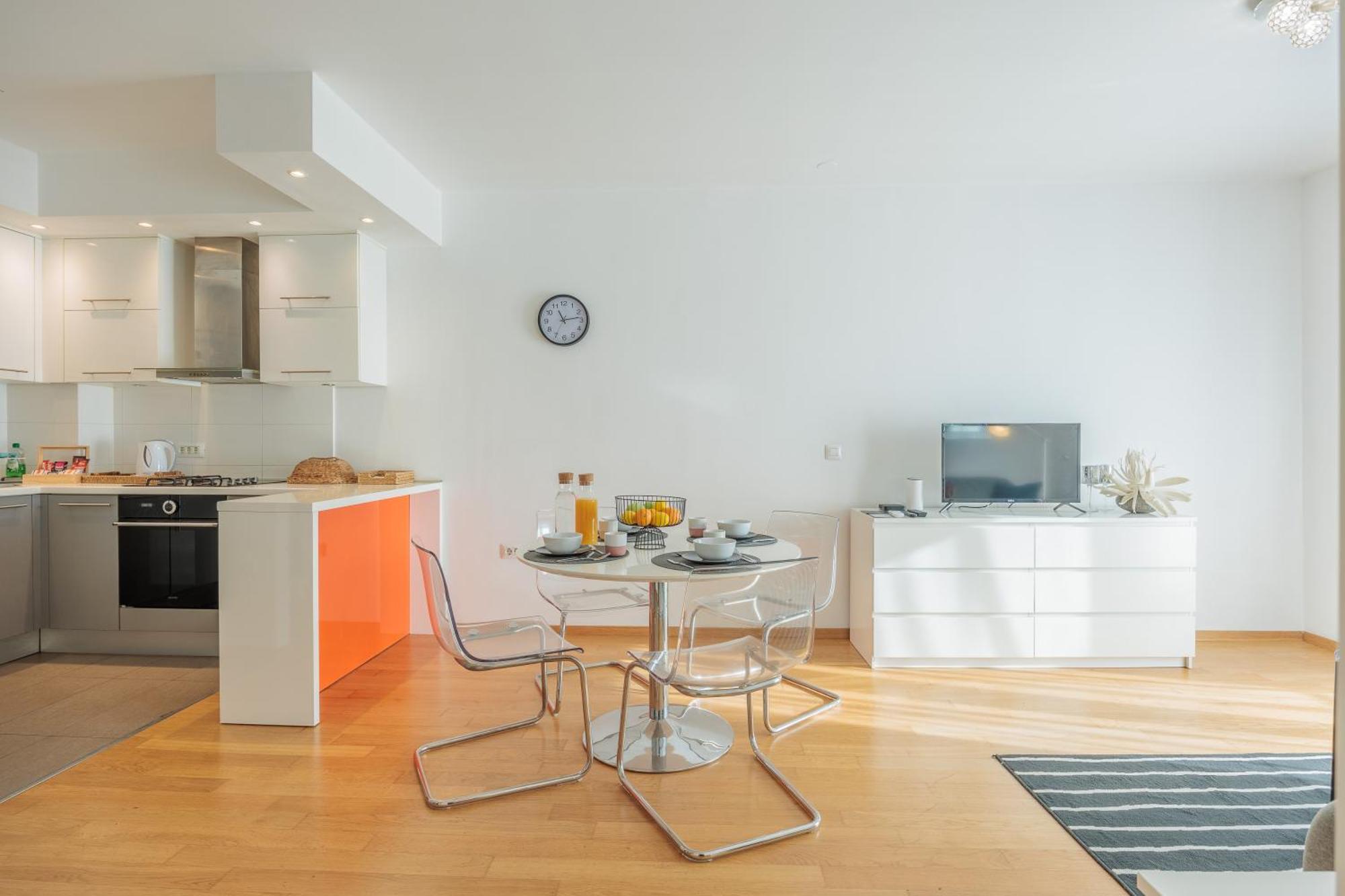 Apartment Golden Tulip